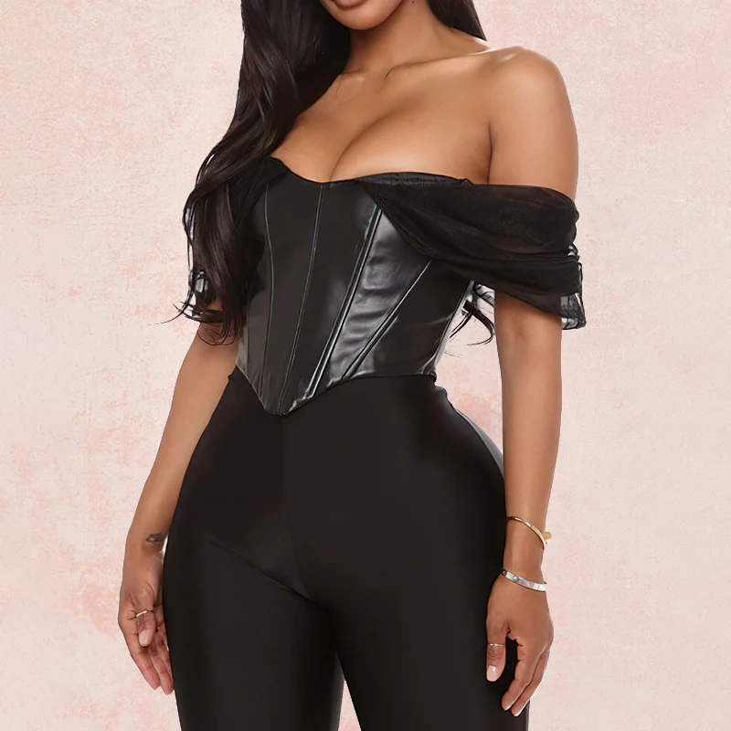 Bustier negro efecto cuero para mujer con escote corazón y diseño ajustado