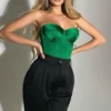 Bustier verde esmeralda para mujer, elegante y ajustado con tirantes finos