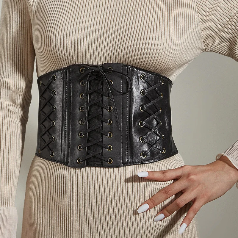 Cinturón corset de polipiel negro con cordones ajustables para mujer, ideal para definir la cintura y dar un toque elegante o urbano