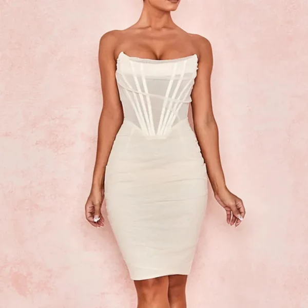Vestido corset largo negro con bustier reafirmante y tirantes ajustables, ideal para moldear la figura femenina