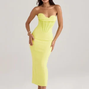 Vestido corset moderno negro satinado con escote corazón para mujer