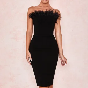 Vestido corset negro con plumas para mujer, escote corazón y diseño glamuroso