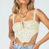 Top corset amarillo con flores para mujer, escote corazón y tirantes finos