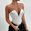 Body bustier blanco para mujer – Prenda tipo corset ajustada y elegante